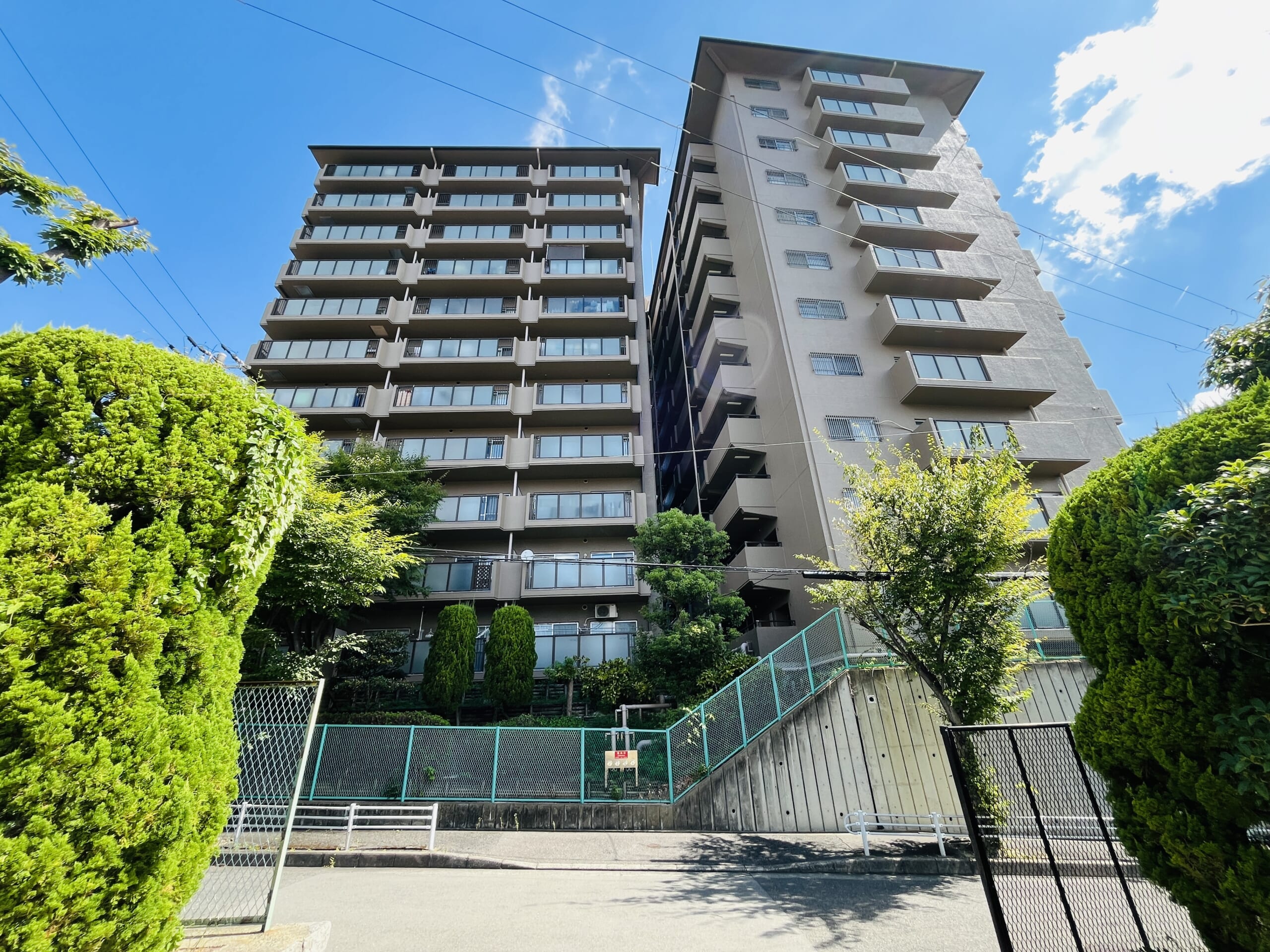 ユニハイム千里丘吹田清水2階 中古マンション販売中