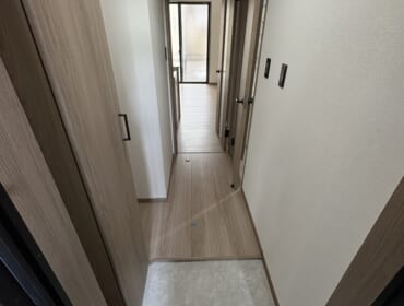  (玄関)
