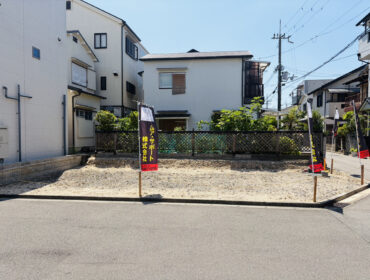 現在、古家あり(外観) 現在、古家あり(外観)