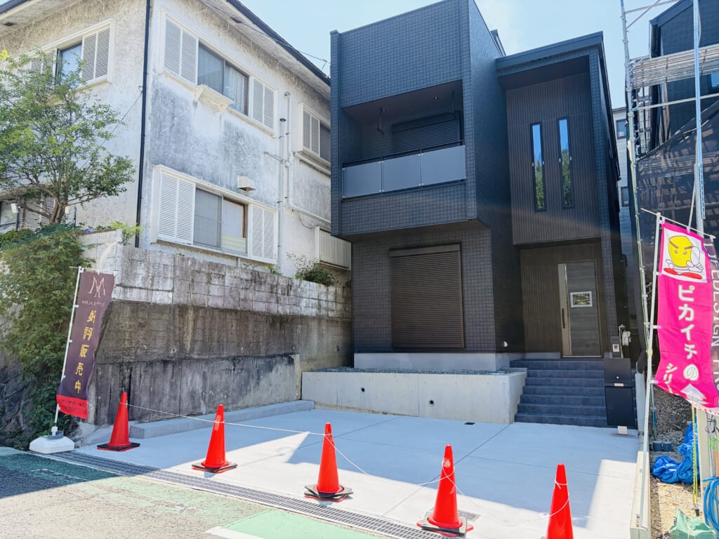 吹田市樫切山B号地