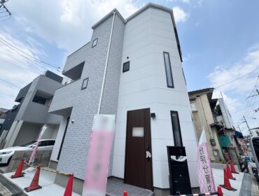摂津市別府３丁目 角地★駐車スペース２台 4LDK新築戸建！